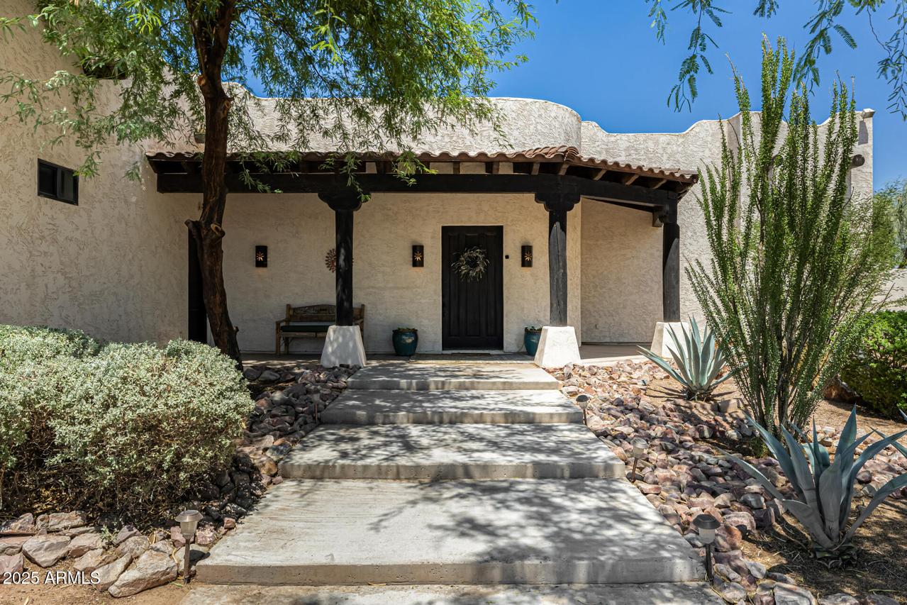 750 W Zion Ln., San Tan Valley, AZ 85143