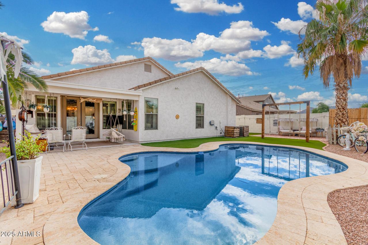 2952 W Goldmine Mountain Dr., San Tan Valley, AZ 85144