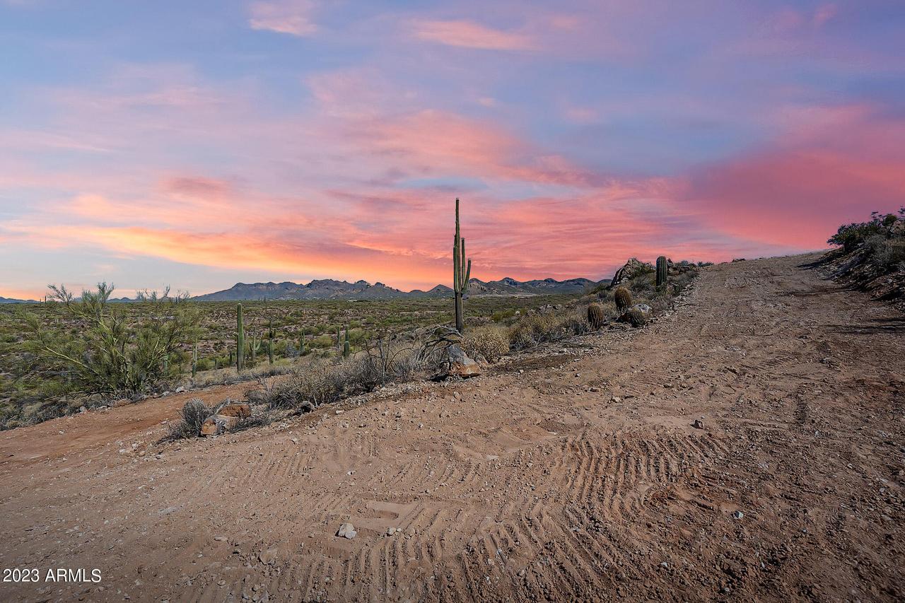 E Sagebrush St. #LOT 4, Apache Junction, AZ 85119