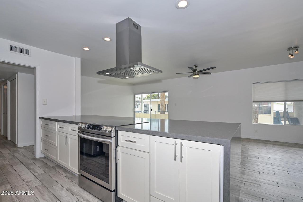 100 W Maryland Ave. #P2, Phoenix, AZ 85013