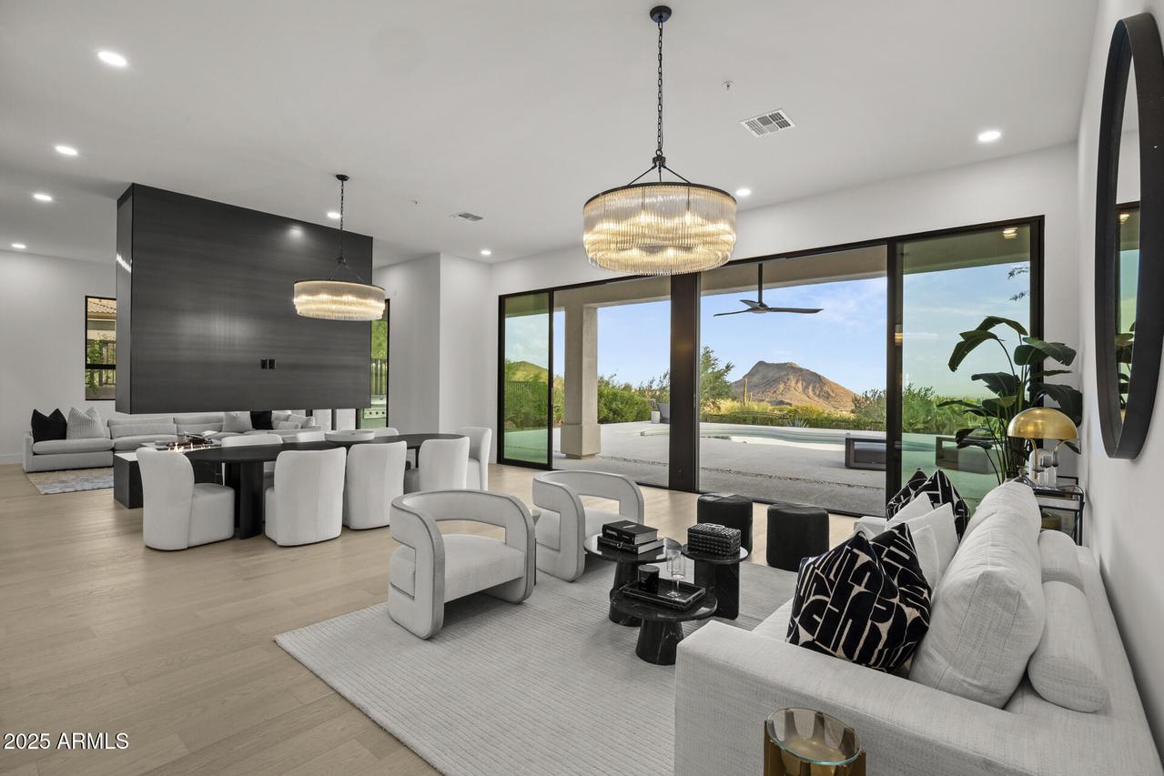 12657 N 135th St., Scottsdale, AZ 85259