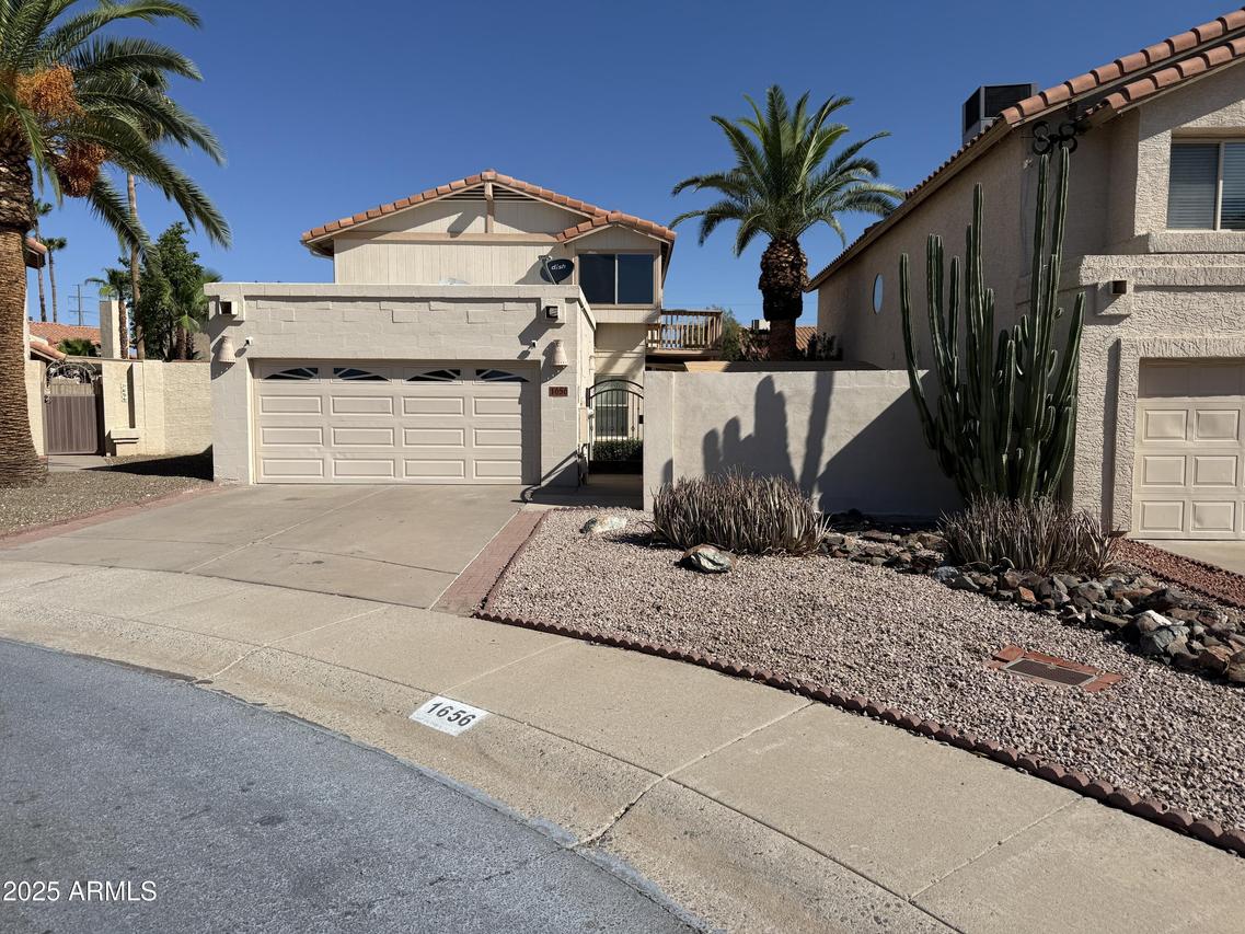 1656 E Bluefield Cir., Phoenix, AZ 85022