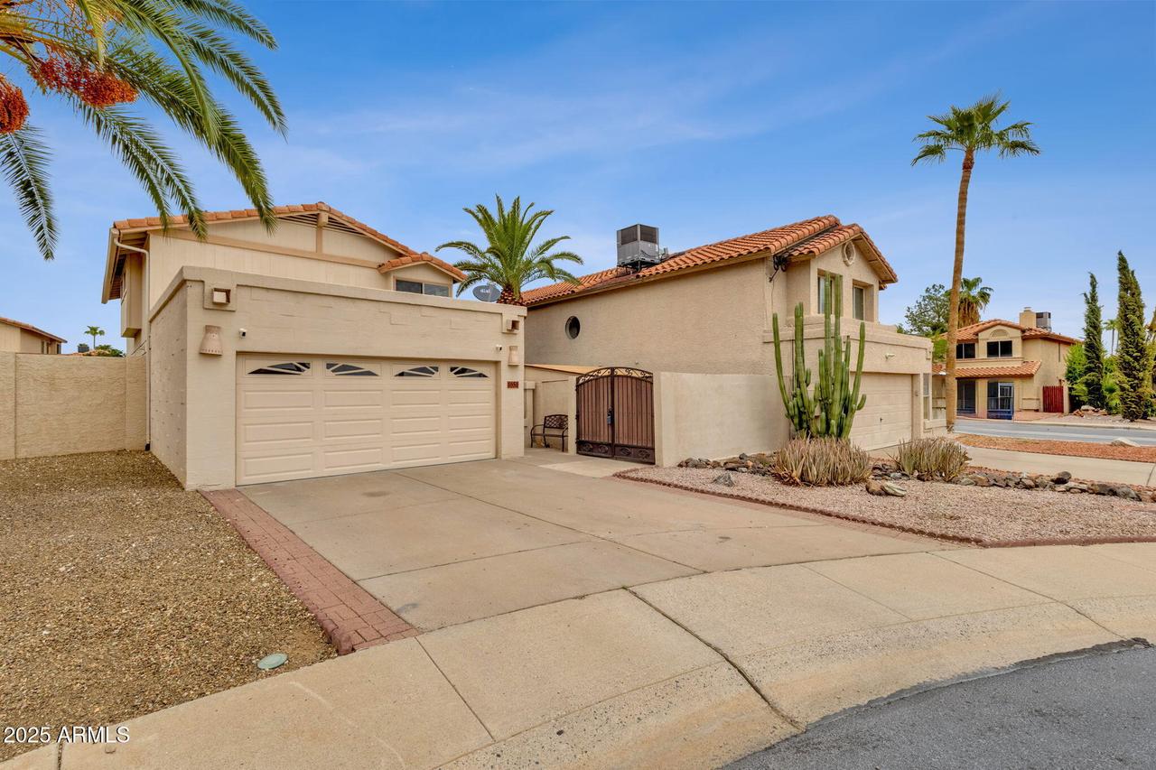 1656 E Bluefield Cir., Phoenix, AZ 85022