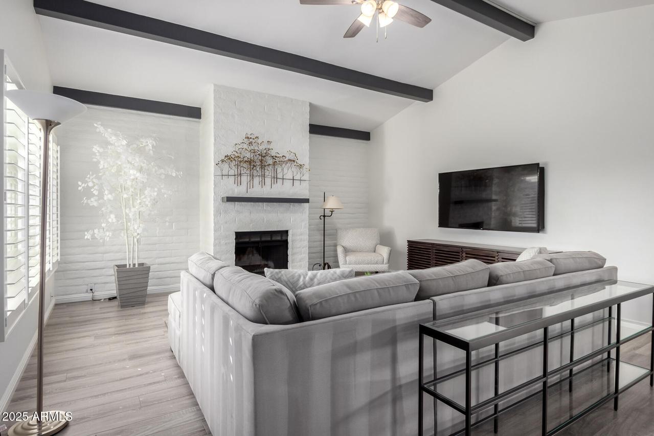 4800 N 68th St. #385, Scottsdale, AZ 85251