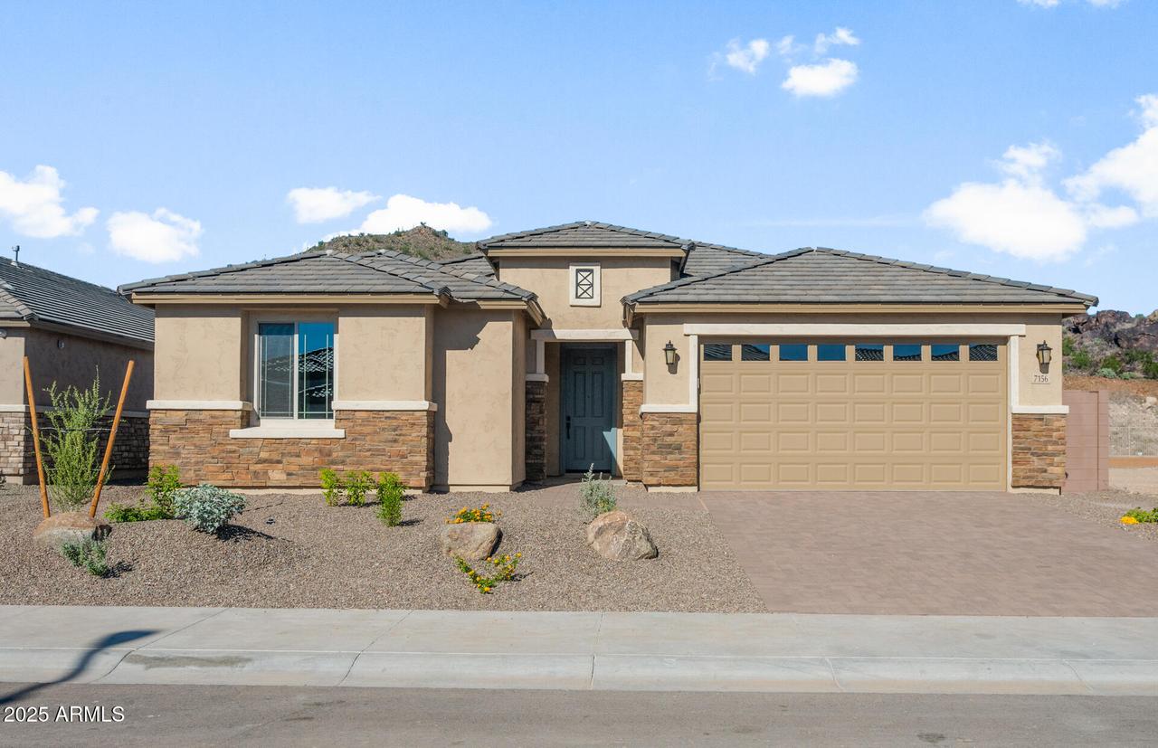 7156 W Oberlin Way, Peoria, AZ 85383