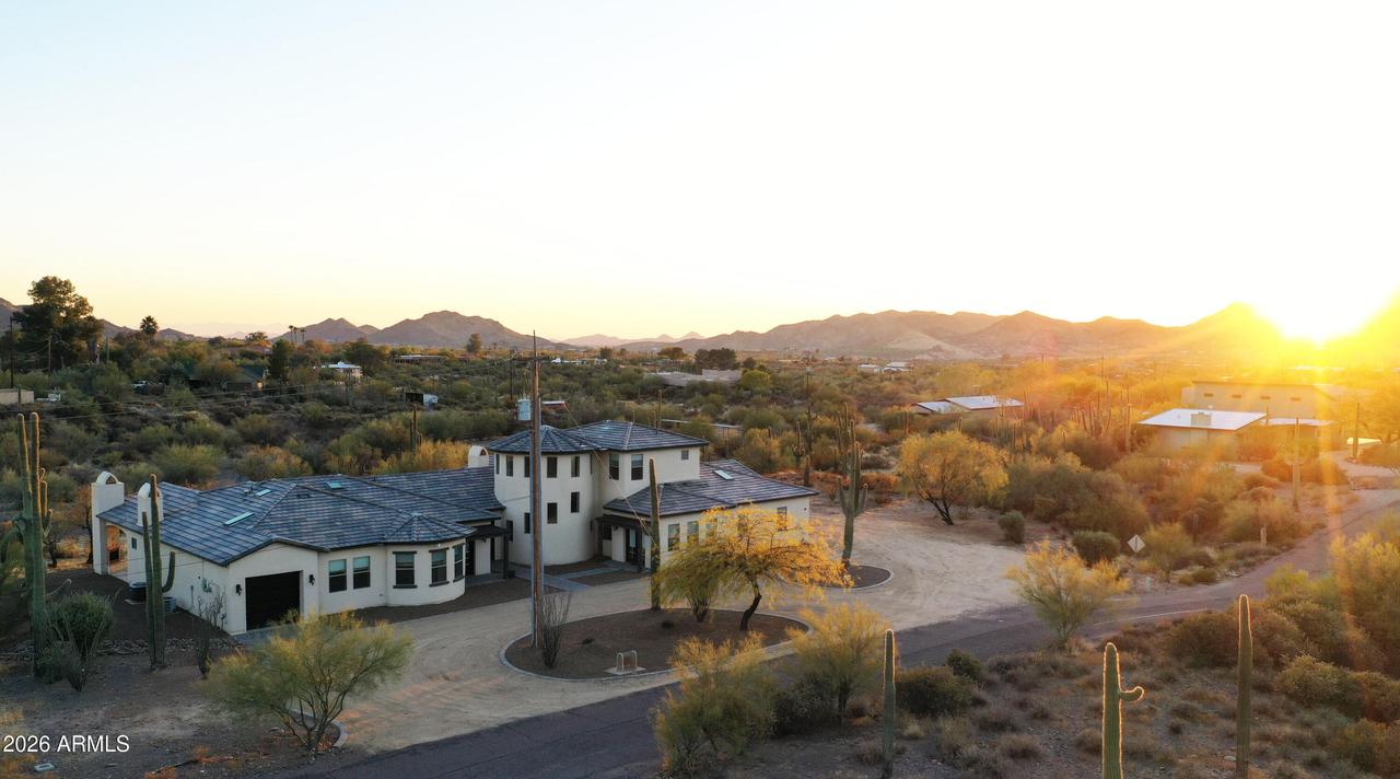 6737 E Rockaway Hills Dr., Cave Creek, AZ 85331