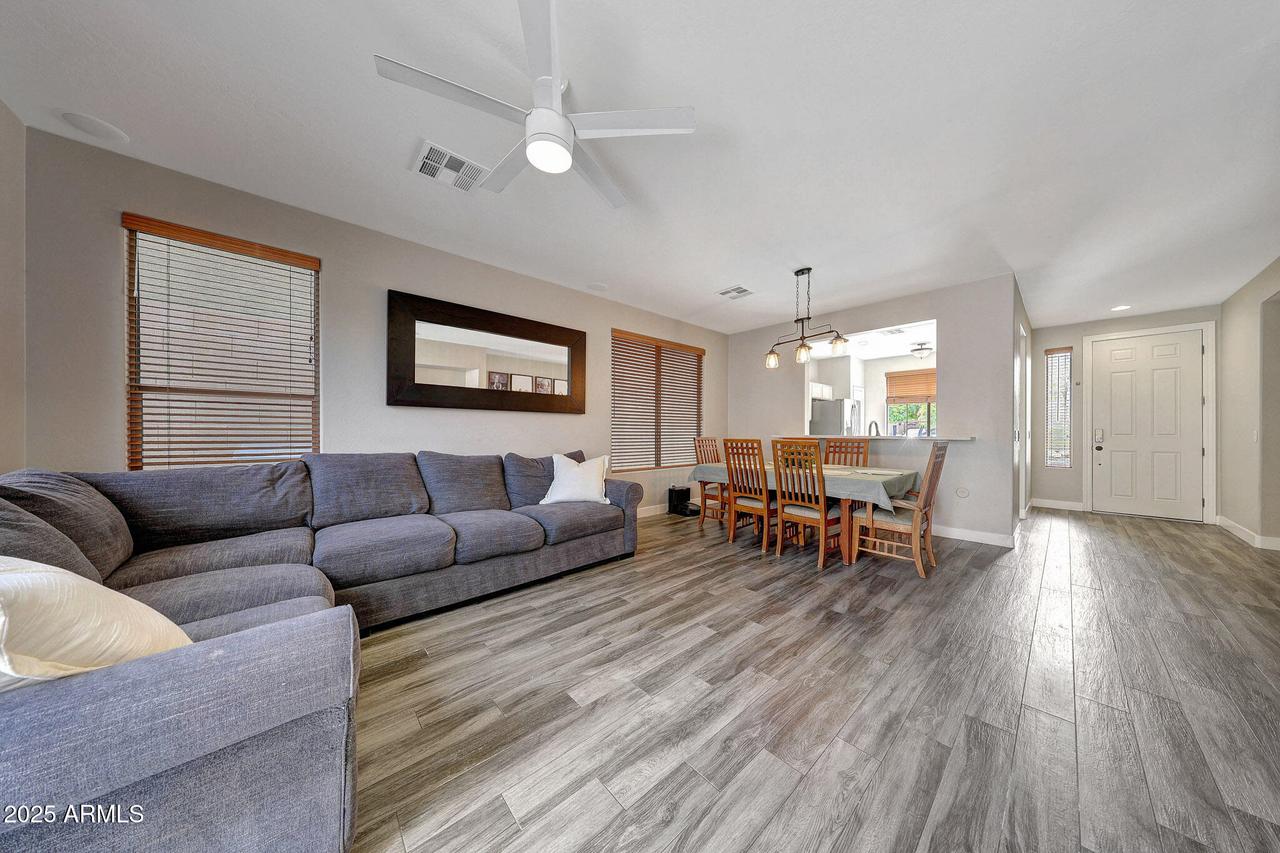 2630 W Florentine Rd., Phoenix, AZ 85086