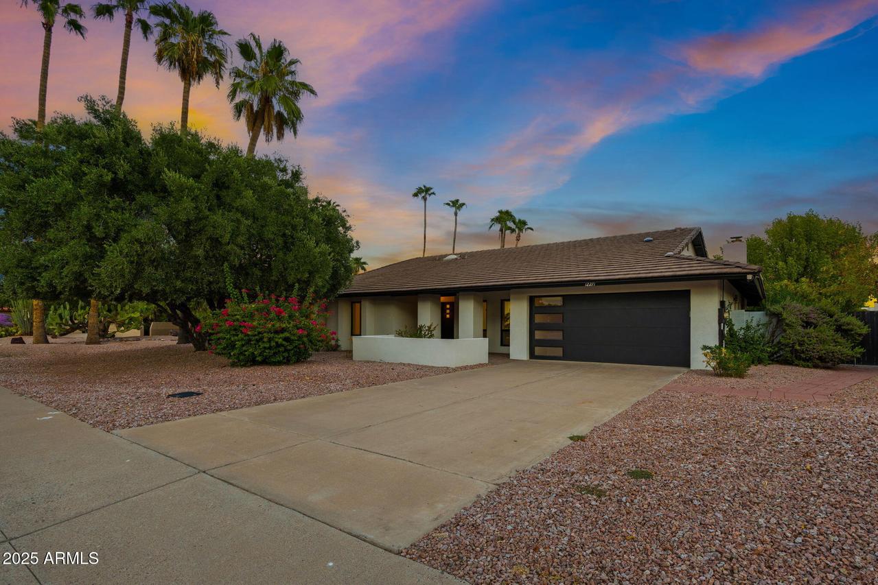 12271 N 74th St., Scottsdale, AZ 85260