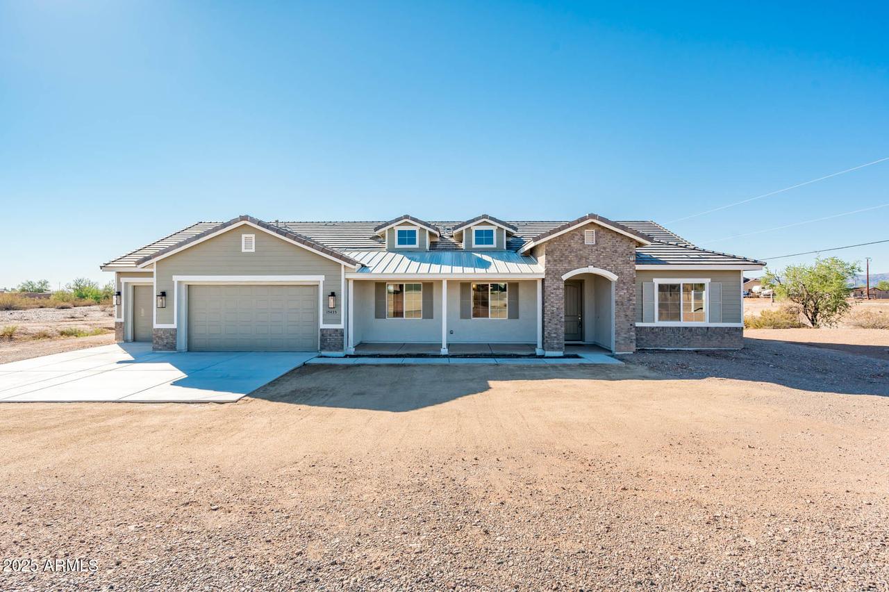 15435 W Red Bird Rd., Surprise, AZ 85387