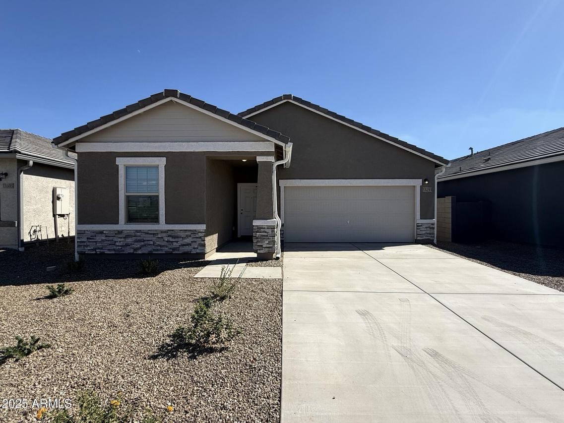 13291 E Wallflower Ln., Florence, AZ 85132