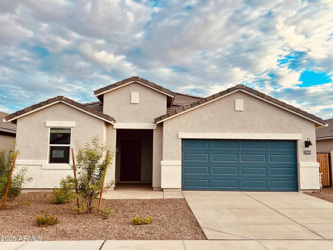 11909 E Cliffrose Ln., Florence, AZ 85132