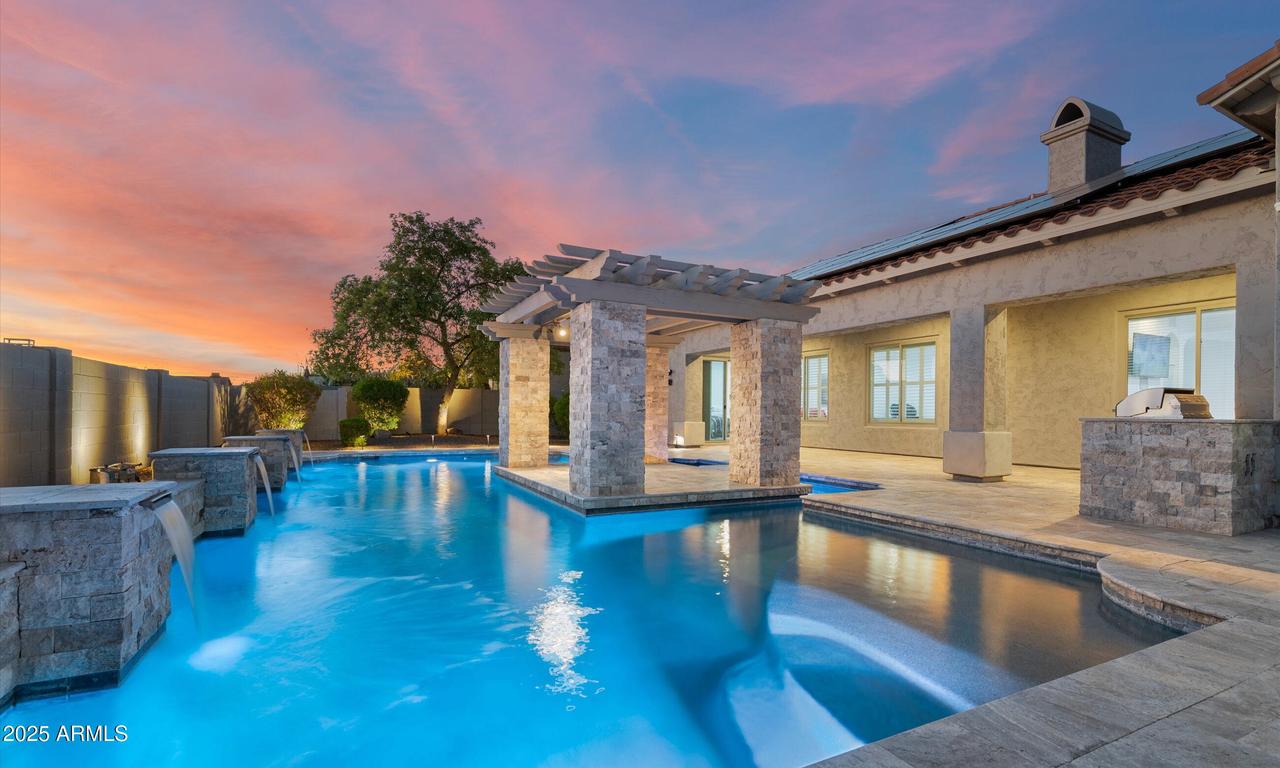 1705 W Parnell Dr., Phoenix, AZ 85085