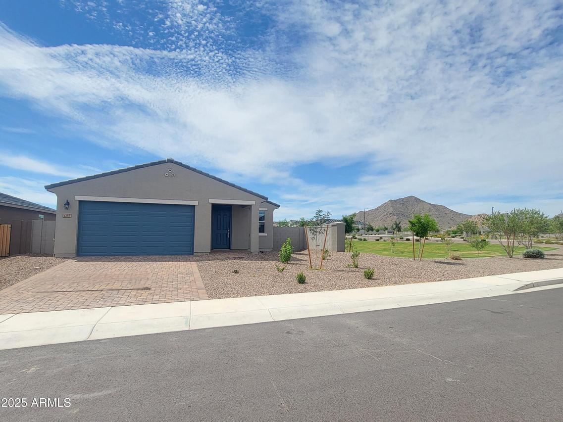 4257 W Lisa Ln., San Tan Valley, AZ 85144