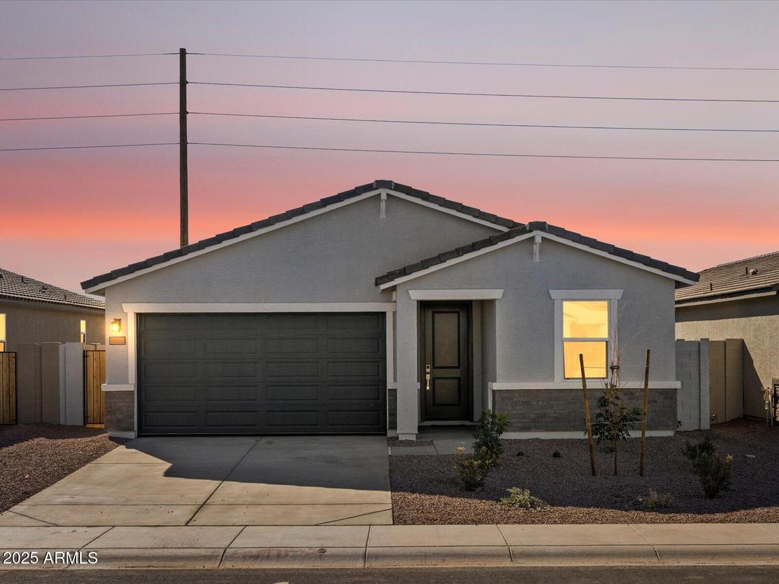 7477 E Cozy Cottage Ln., San Tan Valley, AZ 85143