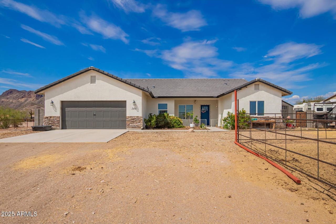 146 E Whiteley St., Apache Junction, AZ 85119