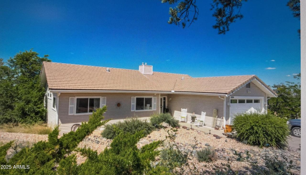 2220 Sandia Dr., Prescott, AZ 86301