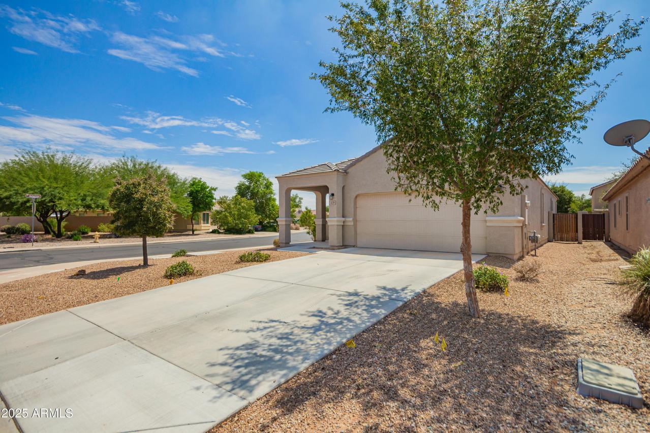 41391 W Novak Ln., Maricopa, AZ 85138