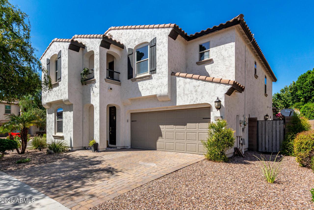 2930 E Shannon St., Gilbert, AZ 85295