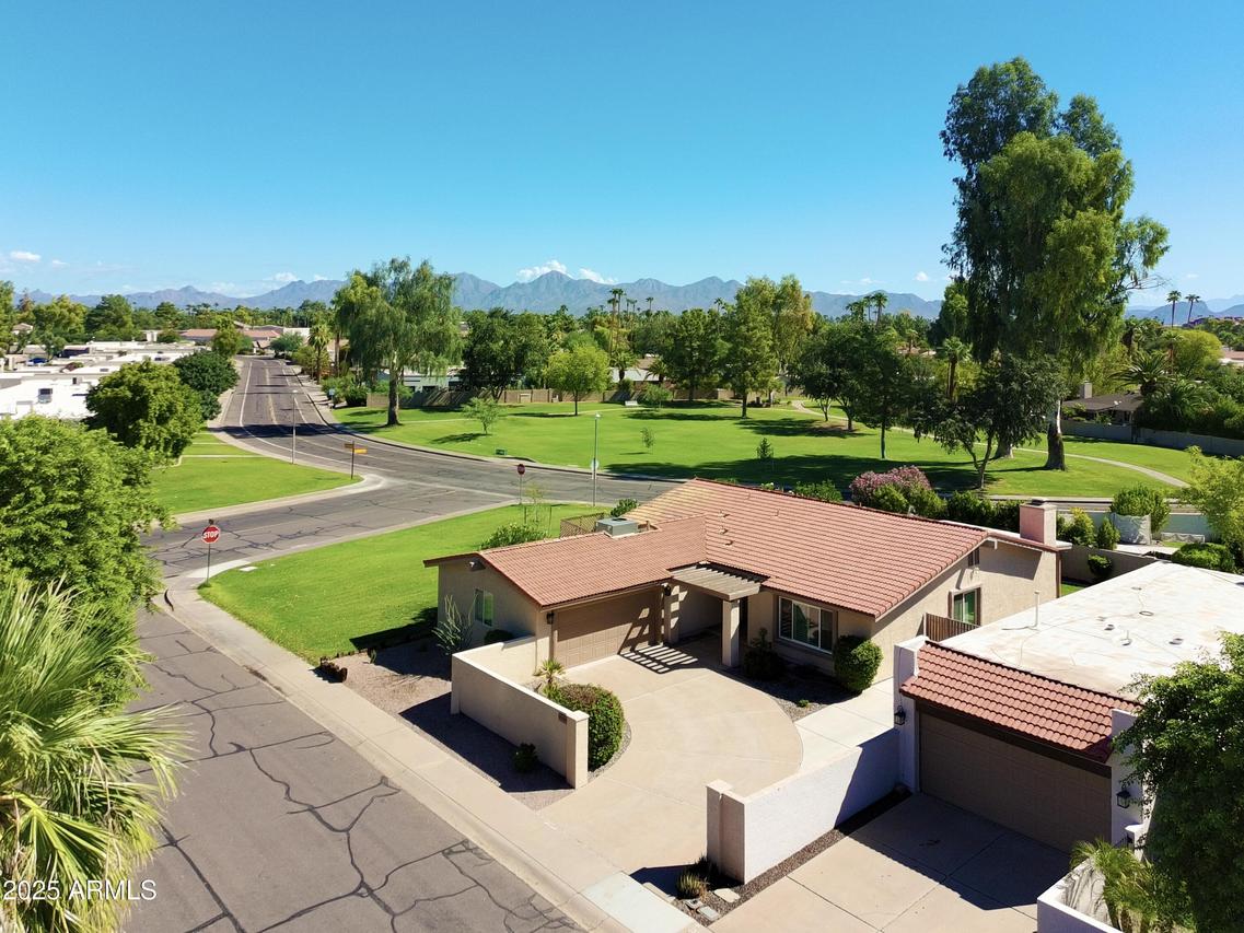 7049 N Via De Paesia, Scottsdale, AZ 85258