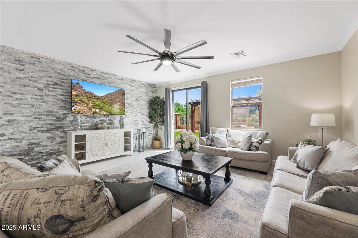 1841 E Patrick Ln., Phoenix, AZ 85024