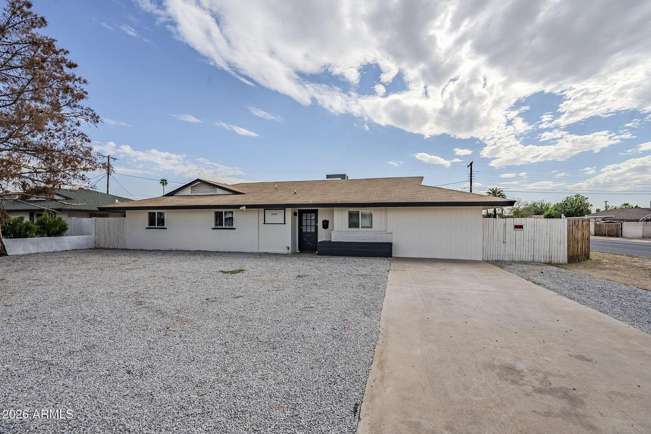 3539 W Orange Dr., Phoenix, AZ 85019