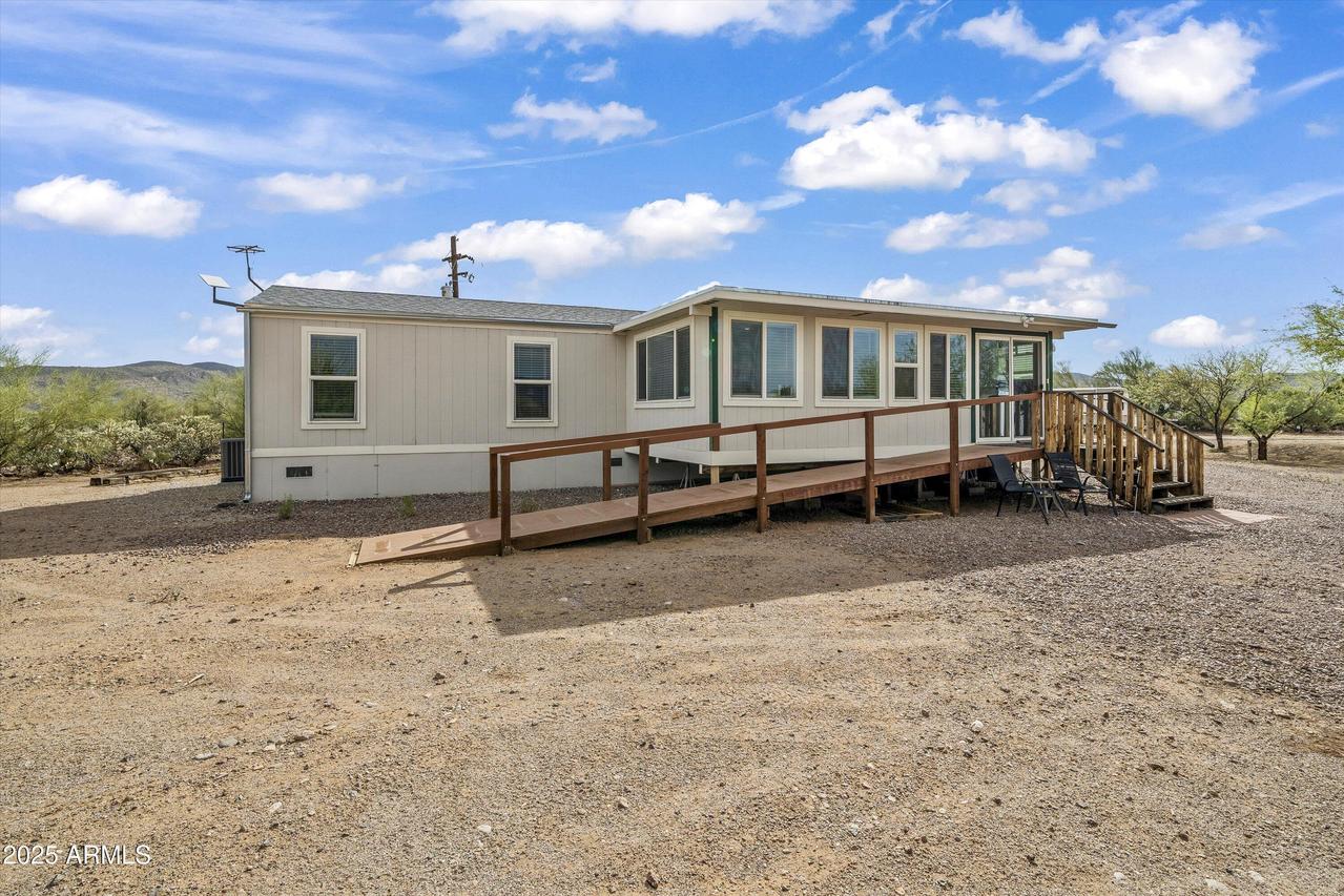 4780 S Jumping Cactus Rd., Winkelman, AZ 85192