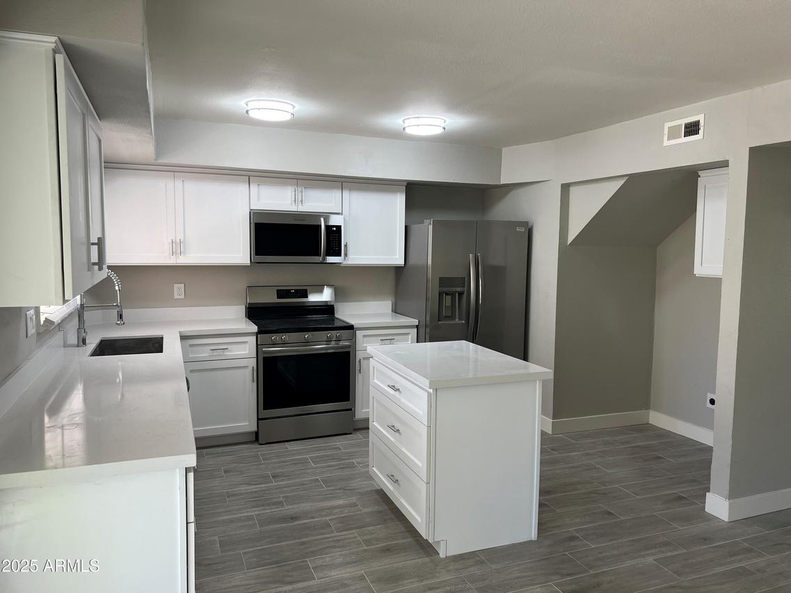 4424 E Belleview St., Phoenix, AZ 85008