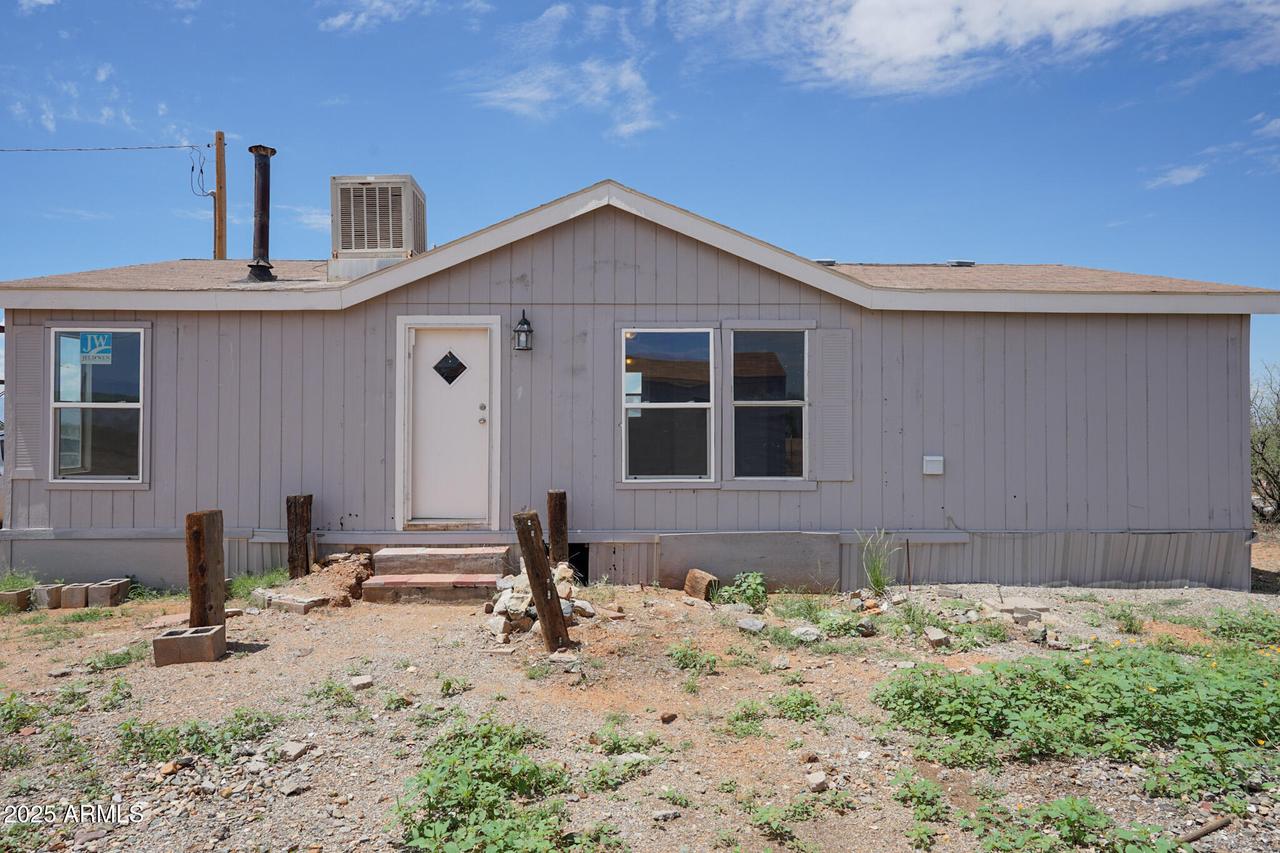 5188 E Phillips Rd., Willcox, AZ 85643