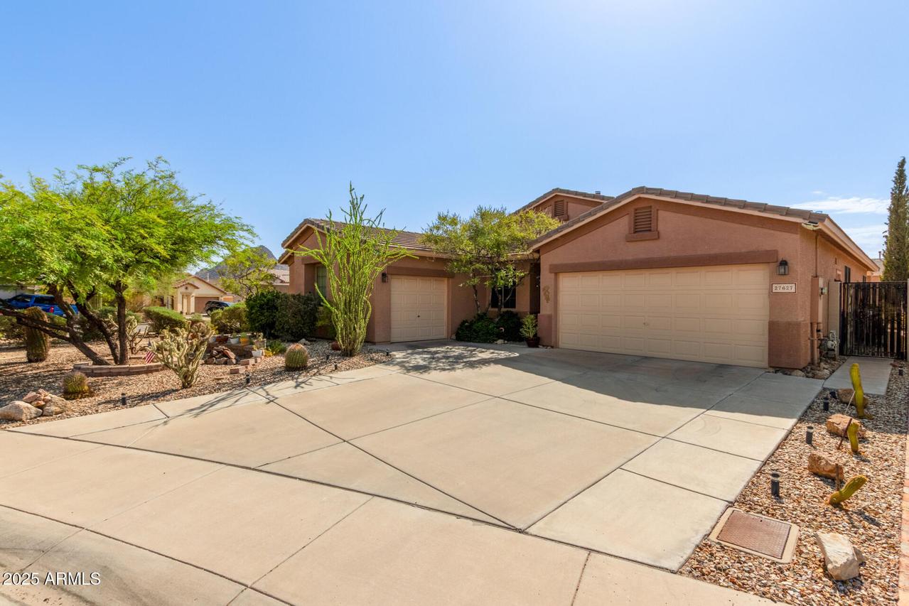 27627 N 65th Dr., Phoenix, AZ 85083