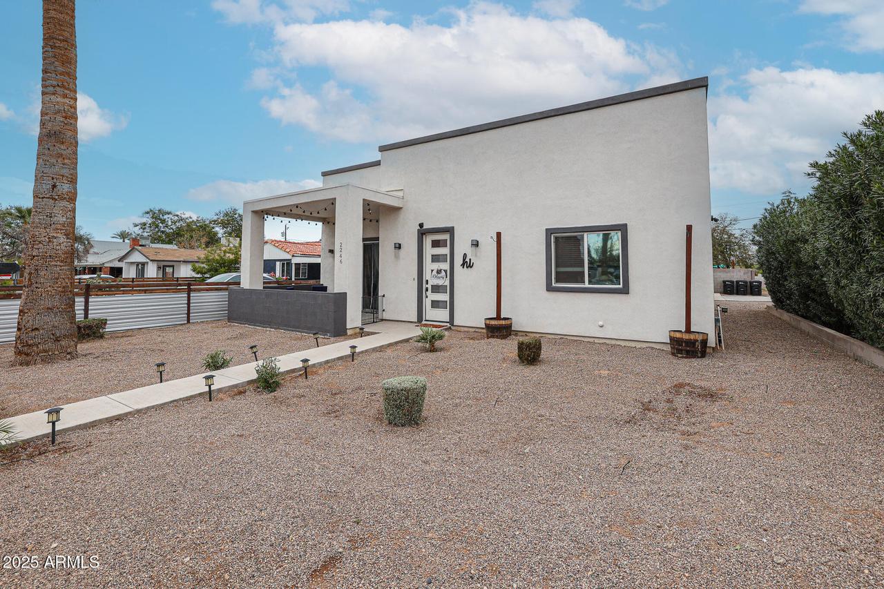 2246 E Sheridan St., Phoenix, AZ 85006