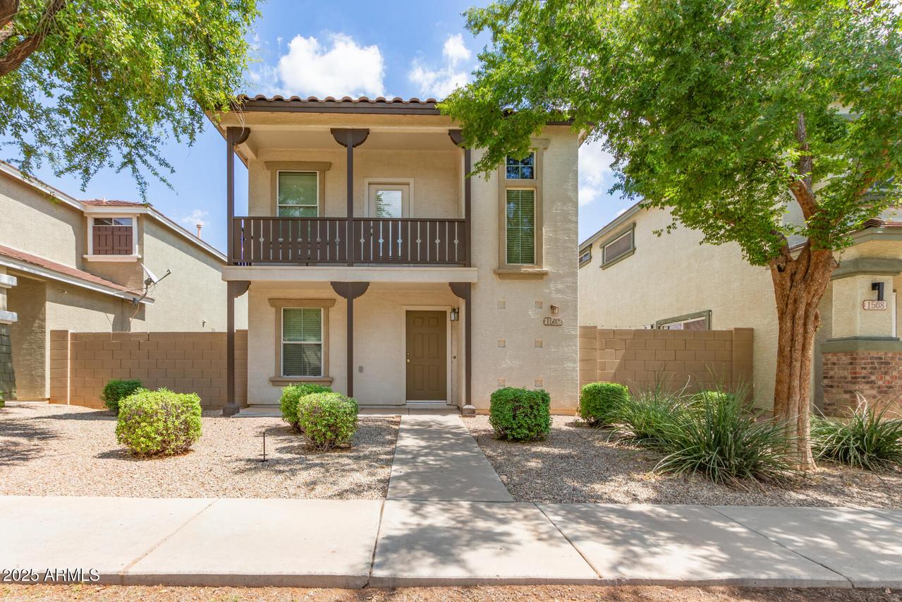 1502 S Roadrunner Dr., Gilbert, AZ 85296