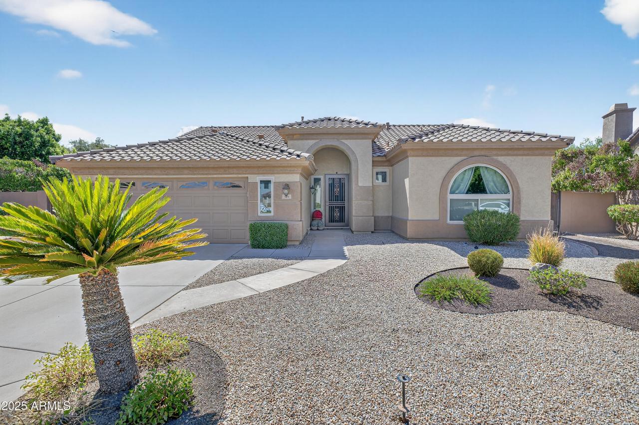 1242 N Pine St., Gilbert, AZ 85233