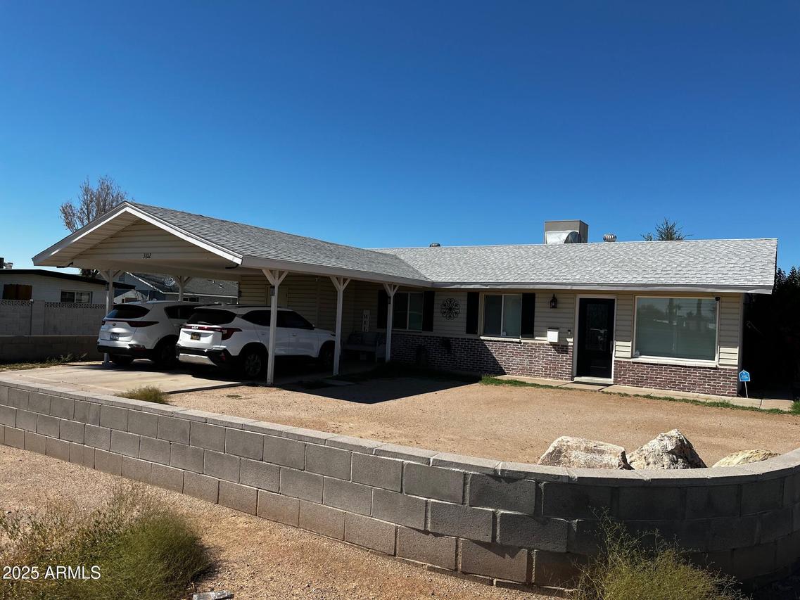 3102 W Mandalay Ln., Phoenix, AZ 85053