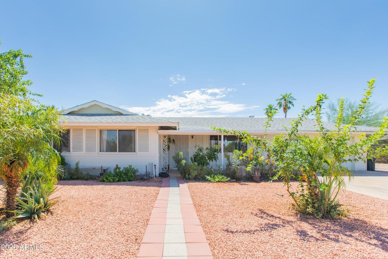 12062 N Saint Annes Dr., Sun City, AZ 85351