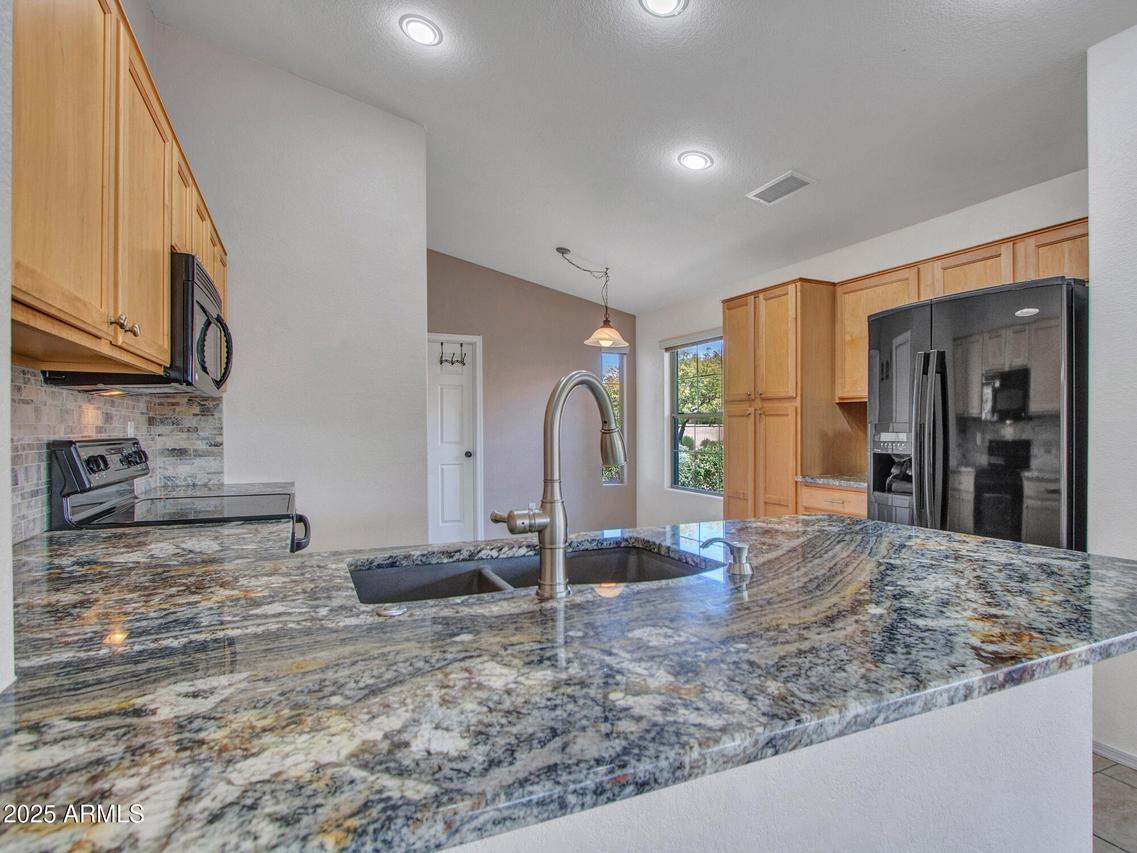 12721 S 175th Ave., Goodyear, AZ 85338