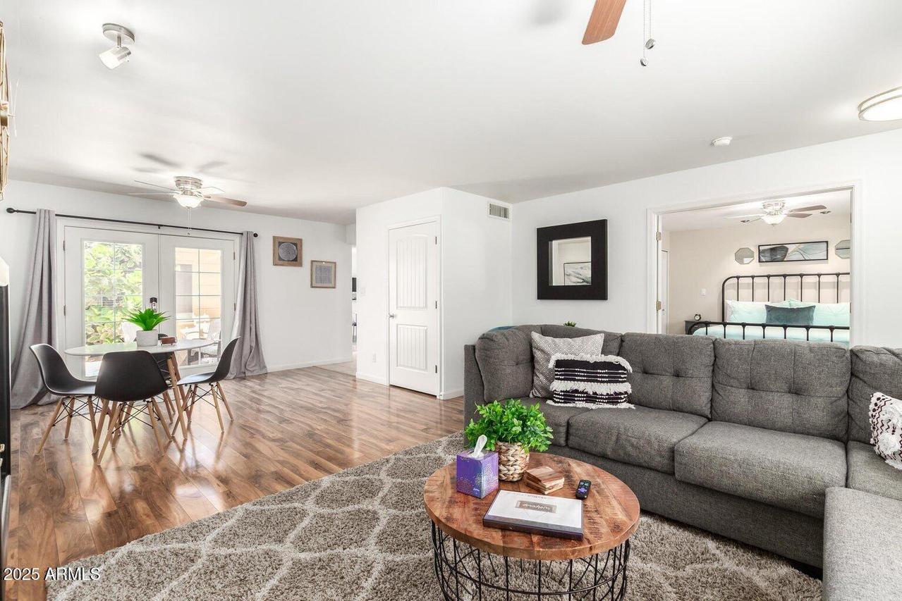 8315 E Orange Blossom Ln., Scottsdale, AZ 85250
