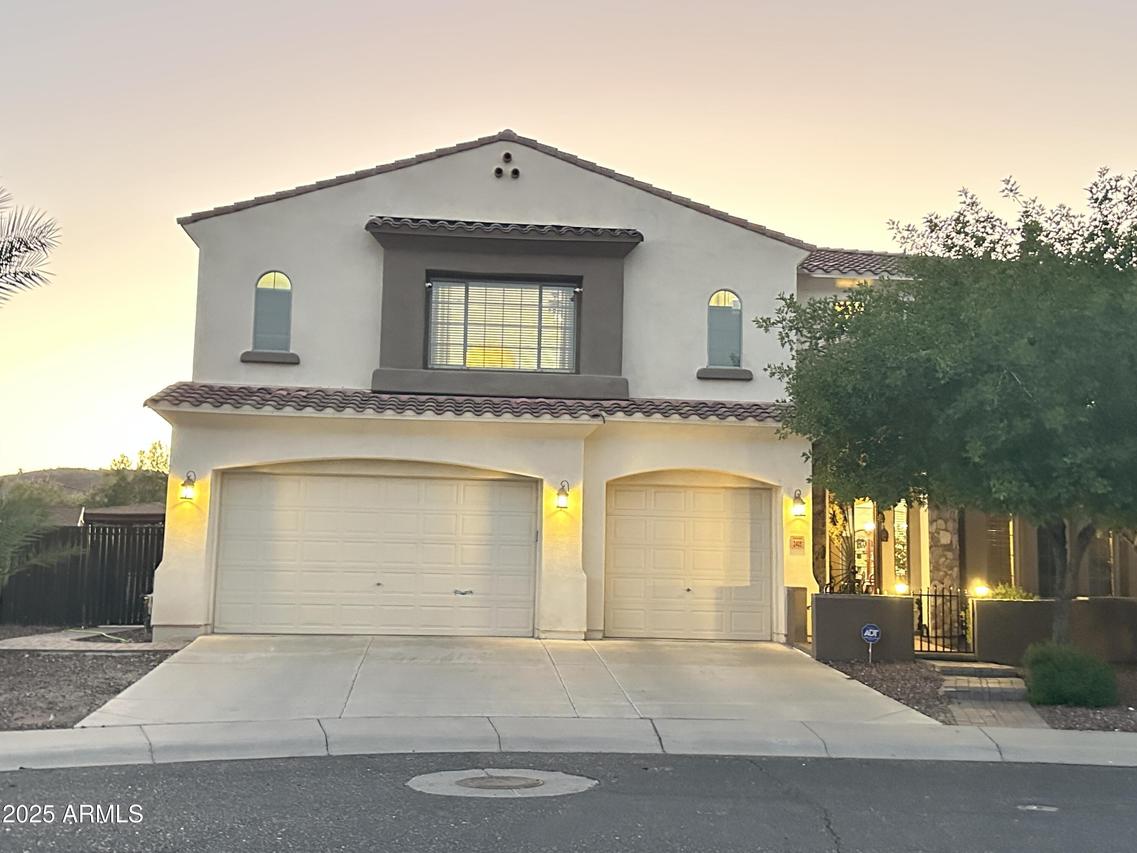 2405 E Charlotte Dr., Phoenix, AZ 85024