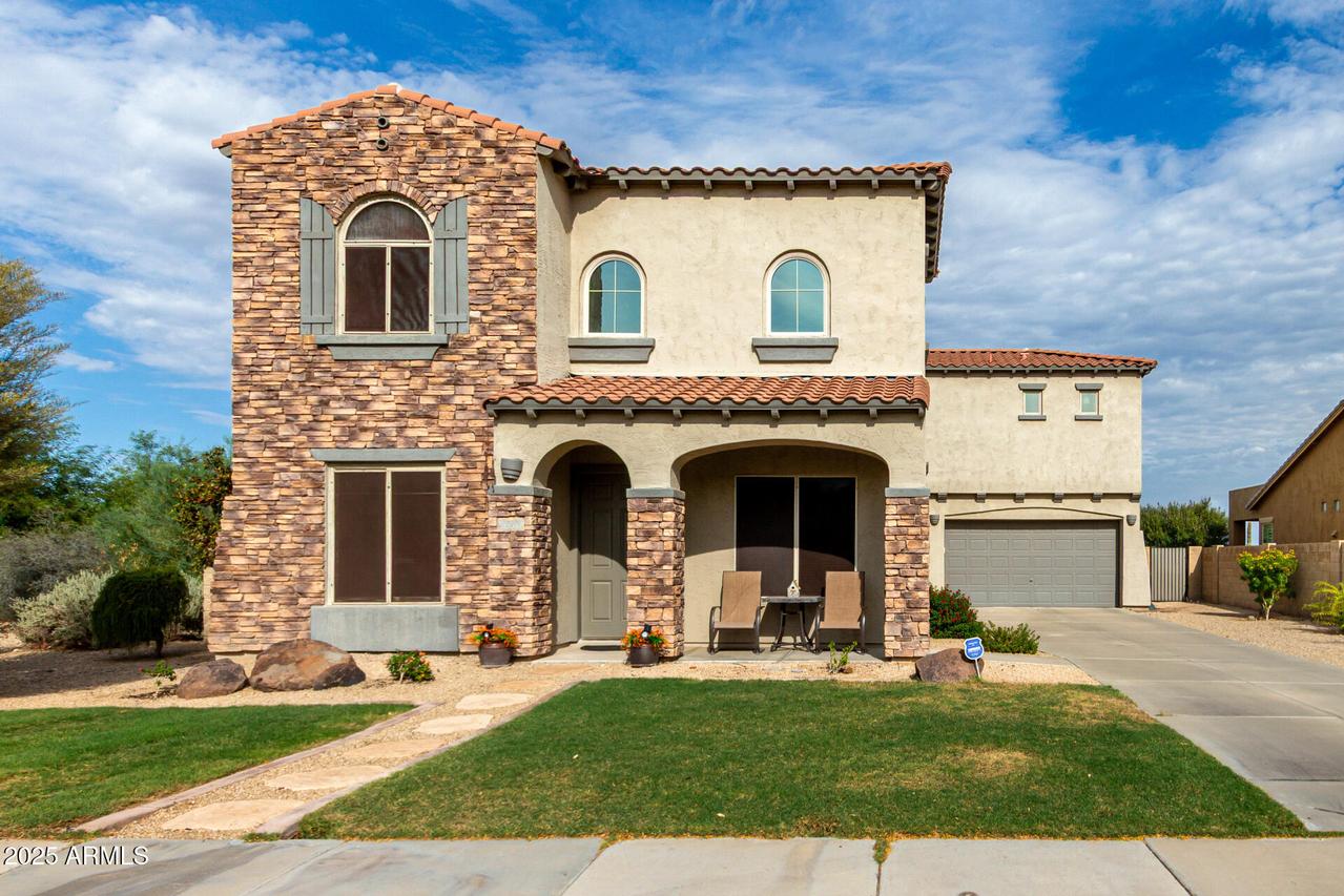 26087 N 83rd Dr., Peoria, AZ 85383