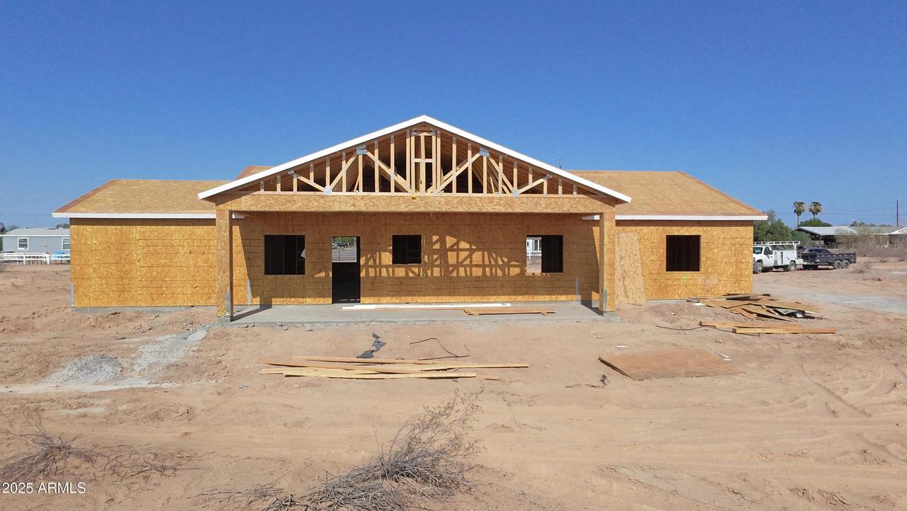 3905 N 423rd Ave., Tonopah, AZ 85354