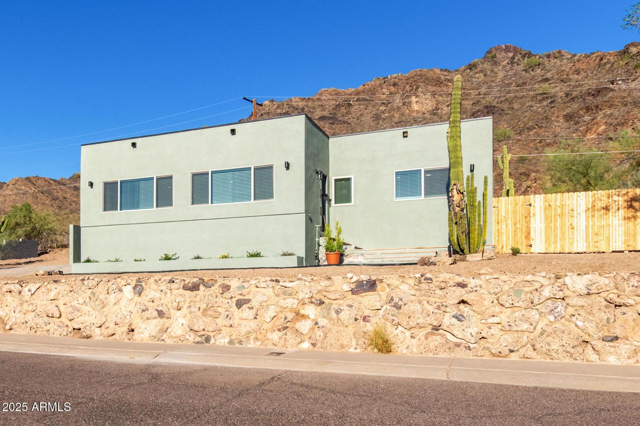 8603 N 14th St., Phoenix, AZ 85020