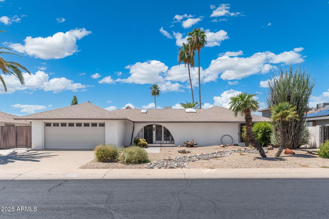 19820 N Cherry Tree Ln., Sun City, AZ 85373