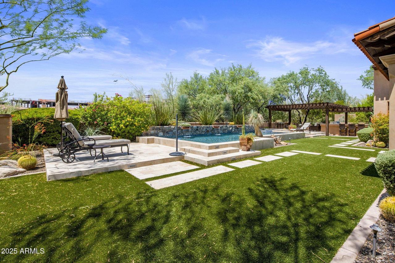 18826 N 101st Pl. #10, Scottsdale, AZ 85255