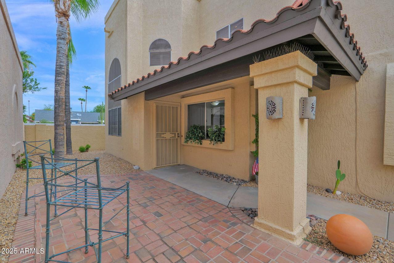 10948 E Yucca St., Scottsdale, AZ 85259