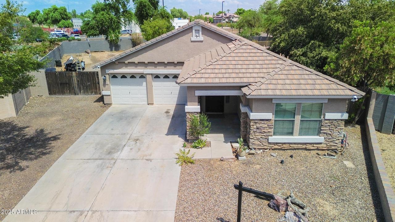 2833 S Martingale Rd., Gilbert, AZ 85295