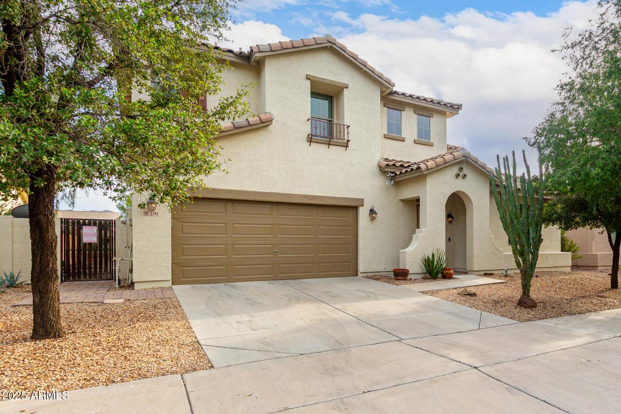 2341 W Saint Catherine Ave., Phoenix, AZ 85041