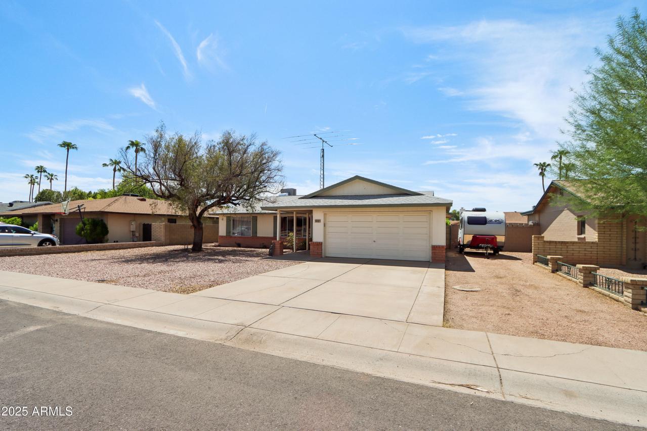 1821 E Colgate Dr., Tempe, AZ 85283