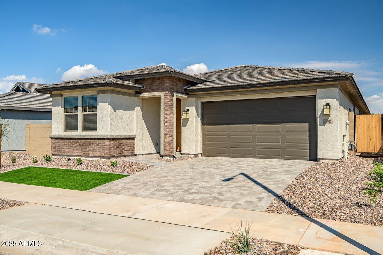 890 W Macaw Dr., Queen Creek, AZ 85140