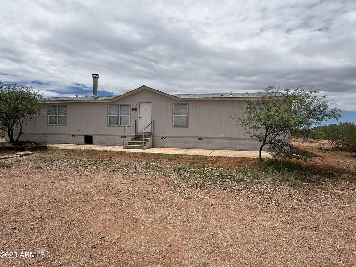1030 N Hunt Ranch Tr., Huachuca City, AZ 85616