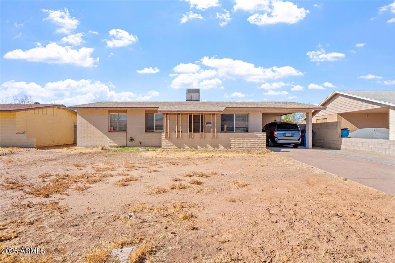 11624 N 25th Ave., Phoenix, AZ 85029