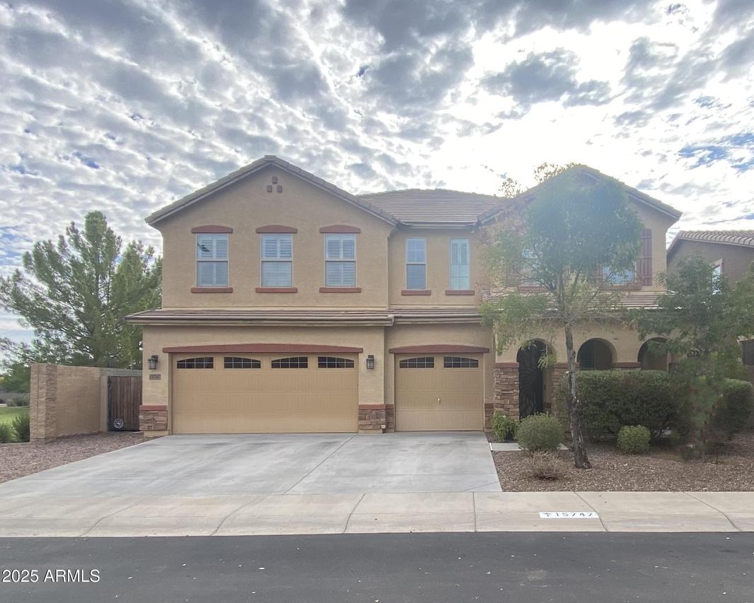 15747 N 182nd Ln., Surprise, AZ 85388